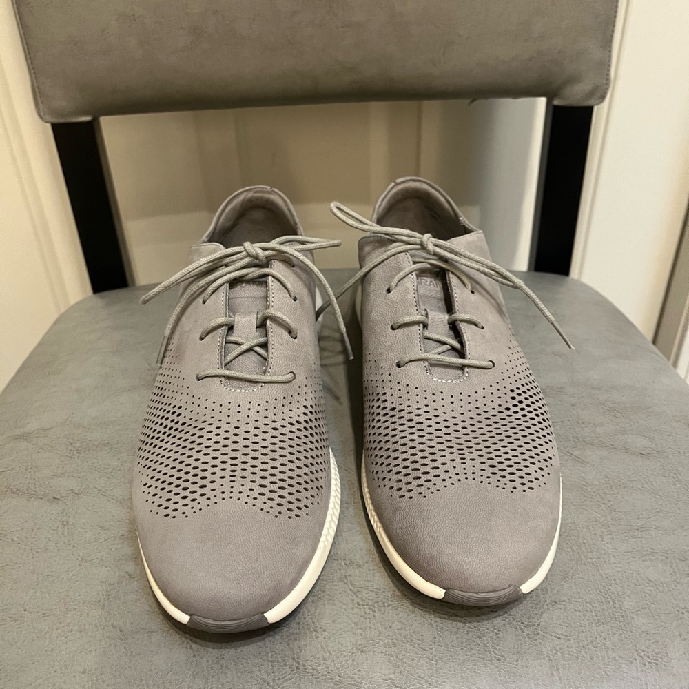 Cole Haan Women’s 2.0 Zerogrand Grey Nubuck Leather Sneaker US 8.5 VGUC